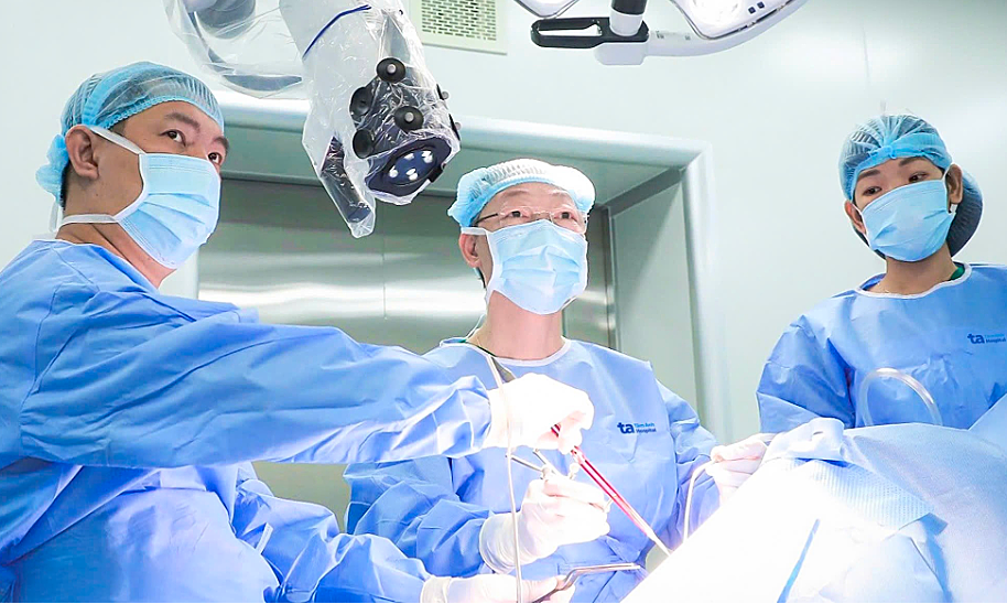 Multiple strokes caused by brain vascular malformation