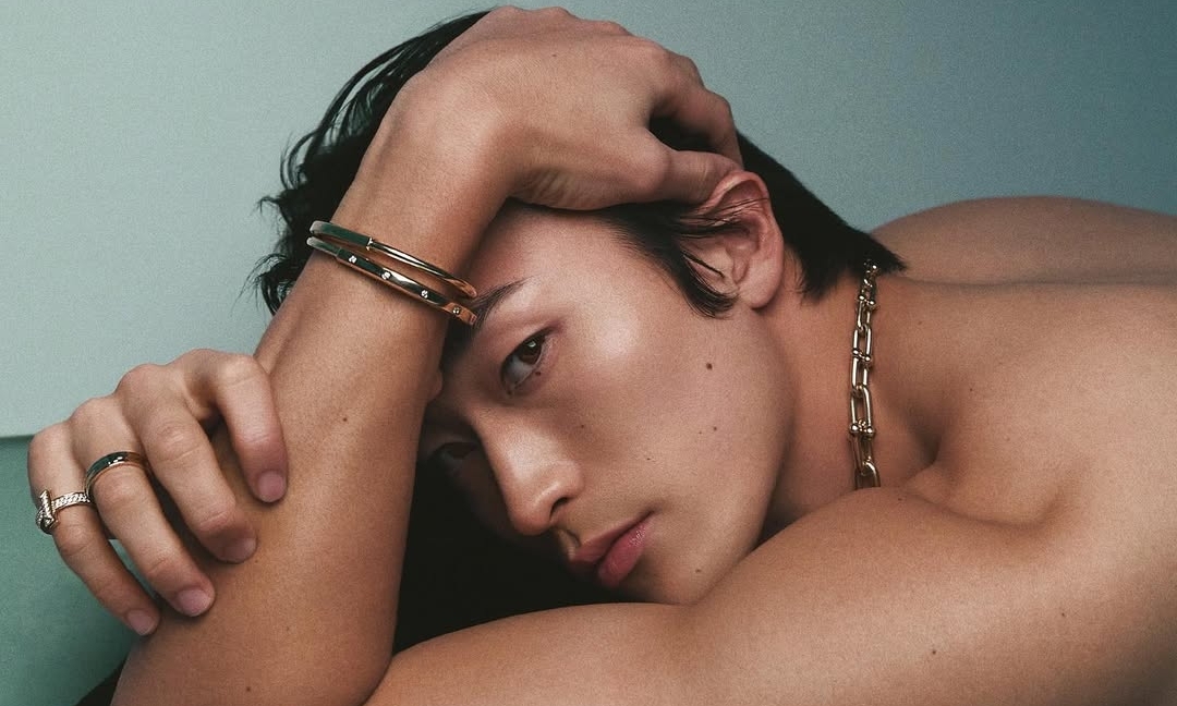 South Korean national team footballer, the "male god" physique