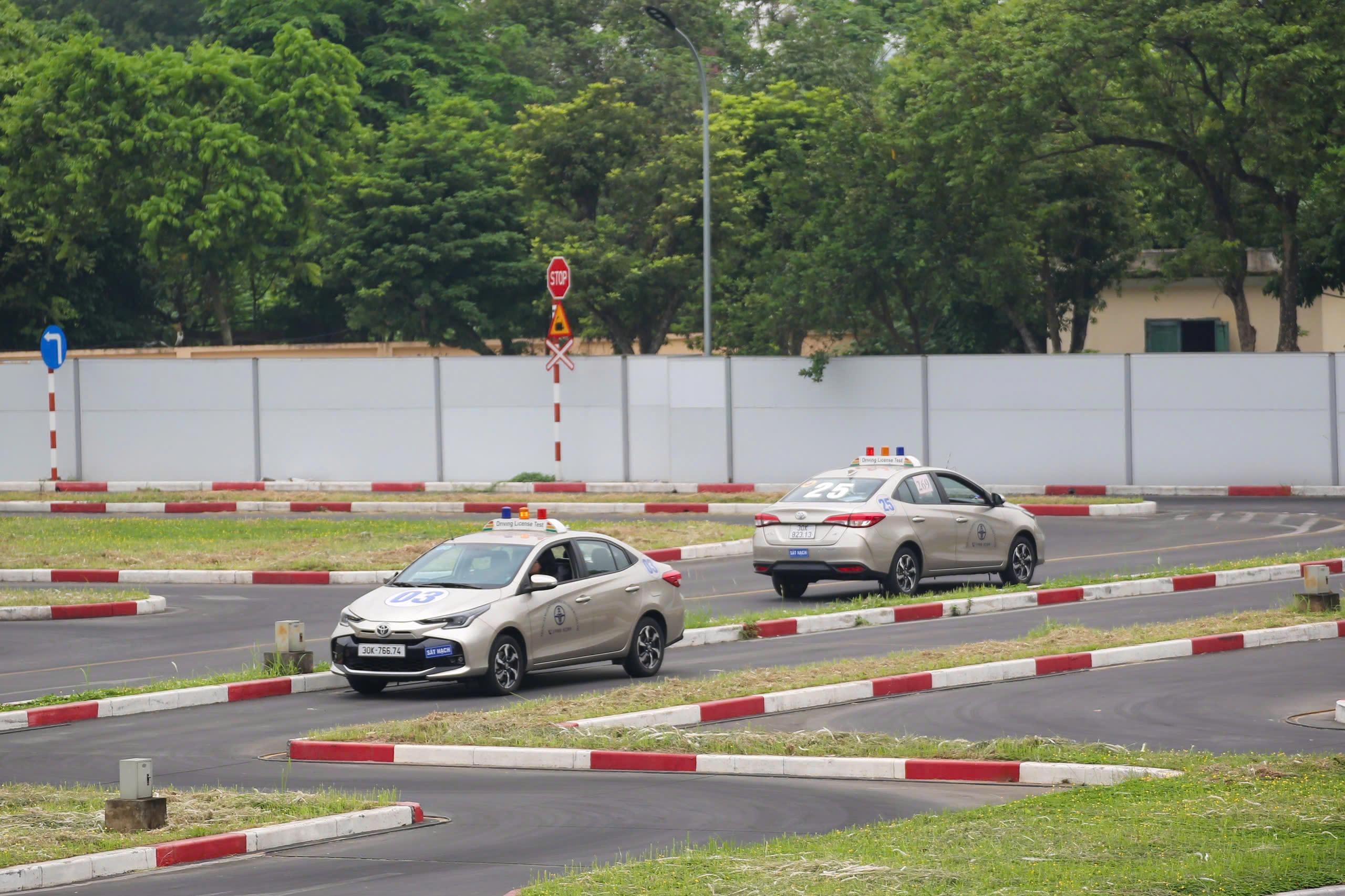 Driving license issuance and renewal times halved