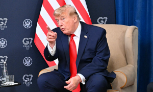 Trump proposes reading Iran agreement to press