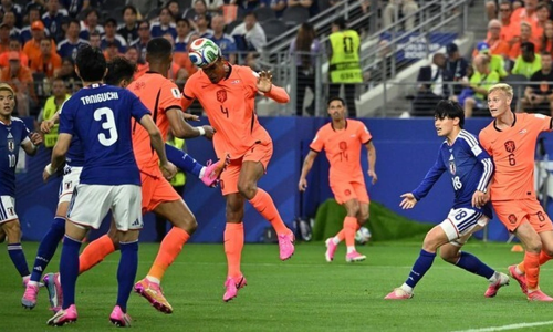 Japanese defender regrets not containing Van Dijk