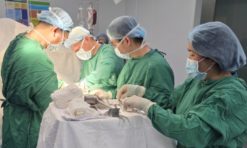 Doctors from two hospitals collaborate in Can Gio to save patient with ruptured liver