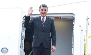 Prime minister departs for summit commemorating 35 years of ASEAN-Russia relations