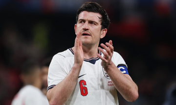 Carragher suggests Maguire dropped for displeasing Tuchel