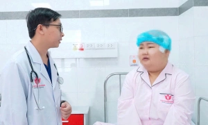 Giant brain tumor occupies nearly a quarter of a girl's skull