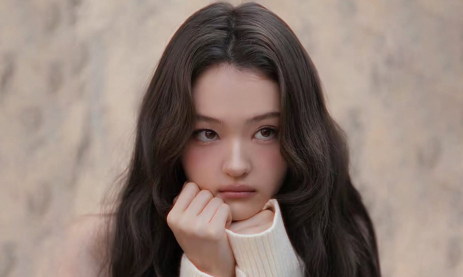The 18-year-old style of 'the world's most beautiful child model'