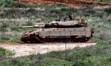 Israeli tank hit in Lebanon, four soldiers killed
