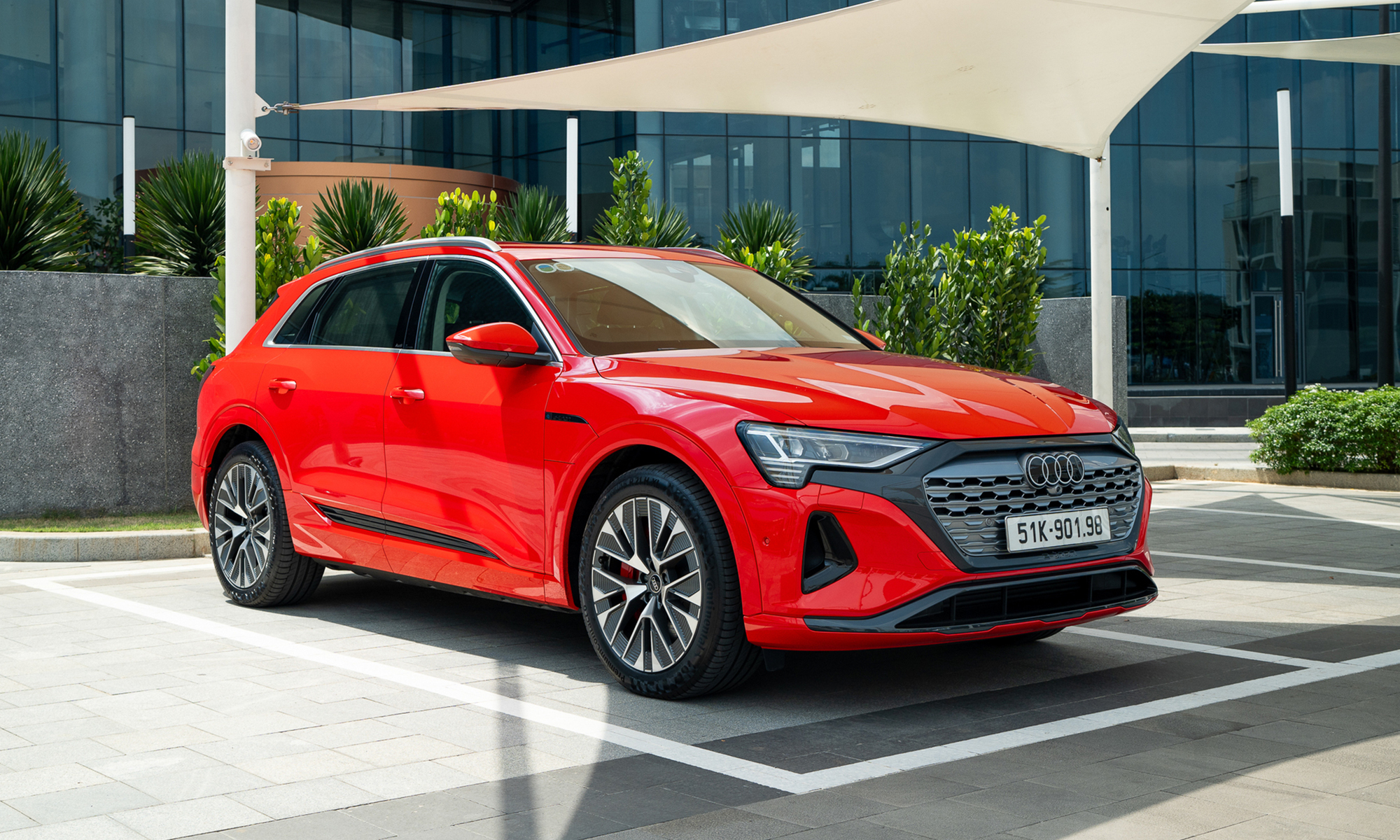 Audi recalls e-tron, Q8 e-tron over suspected loose brake pedal