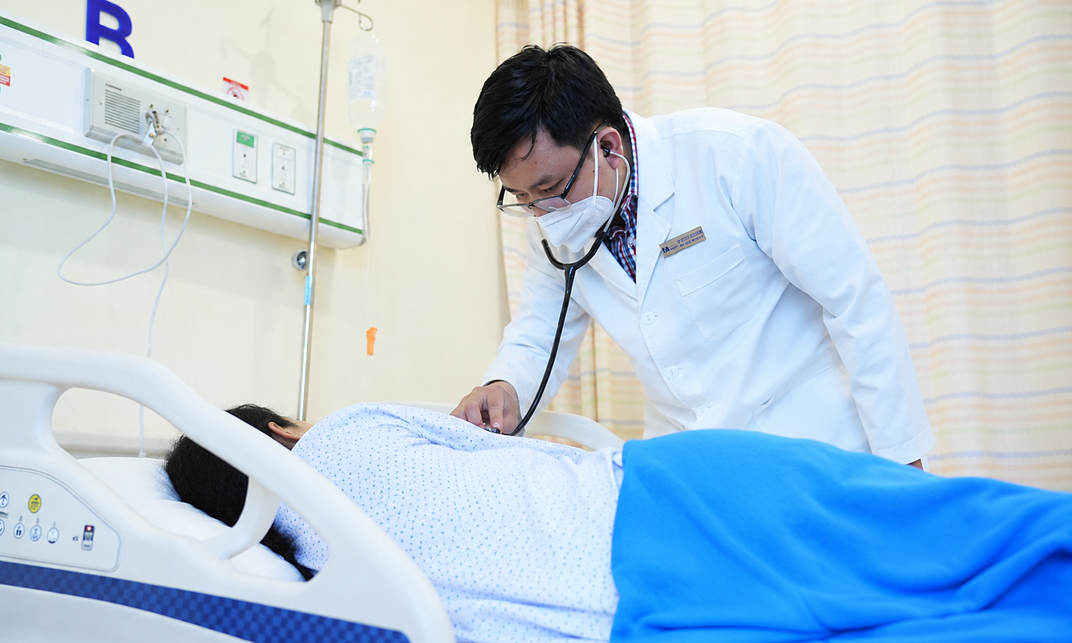 Vomiting, diarrhea after eating: when to seek medical attention?