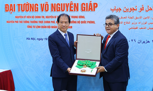 Palestine posthumously awards state order to General Vo Nguyen Giap