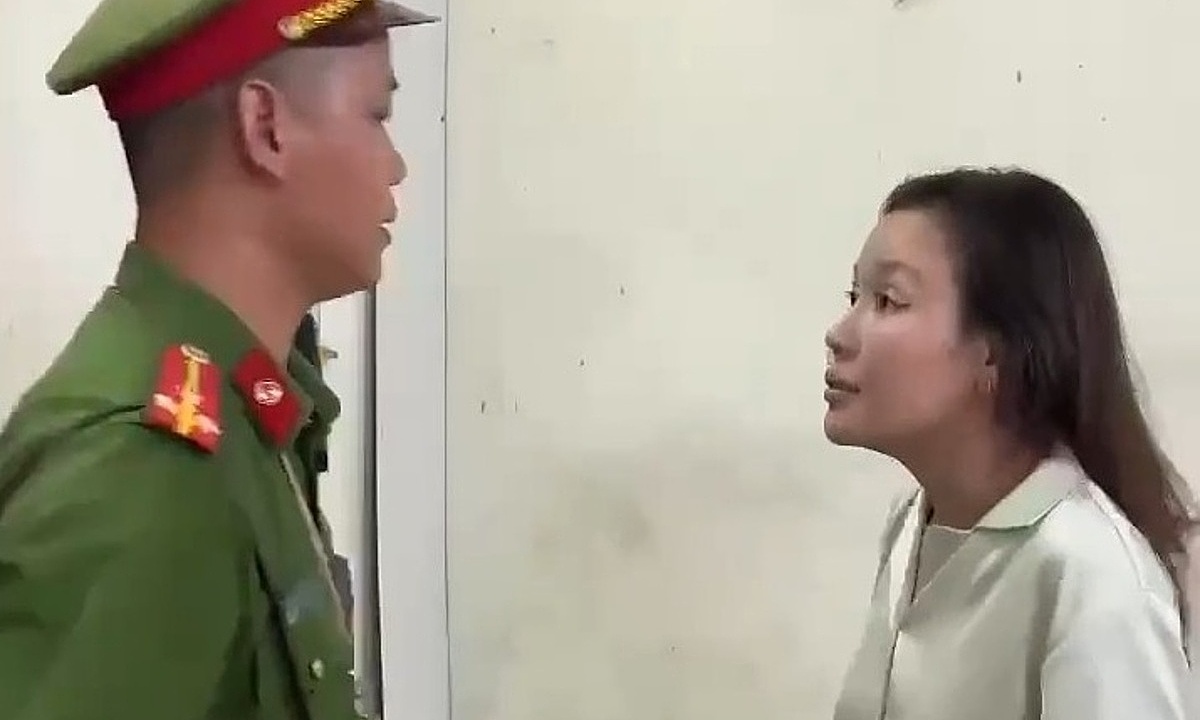 Girl who 'bit, slapped police officer' arrested