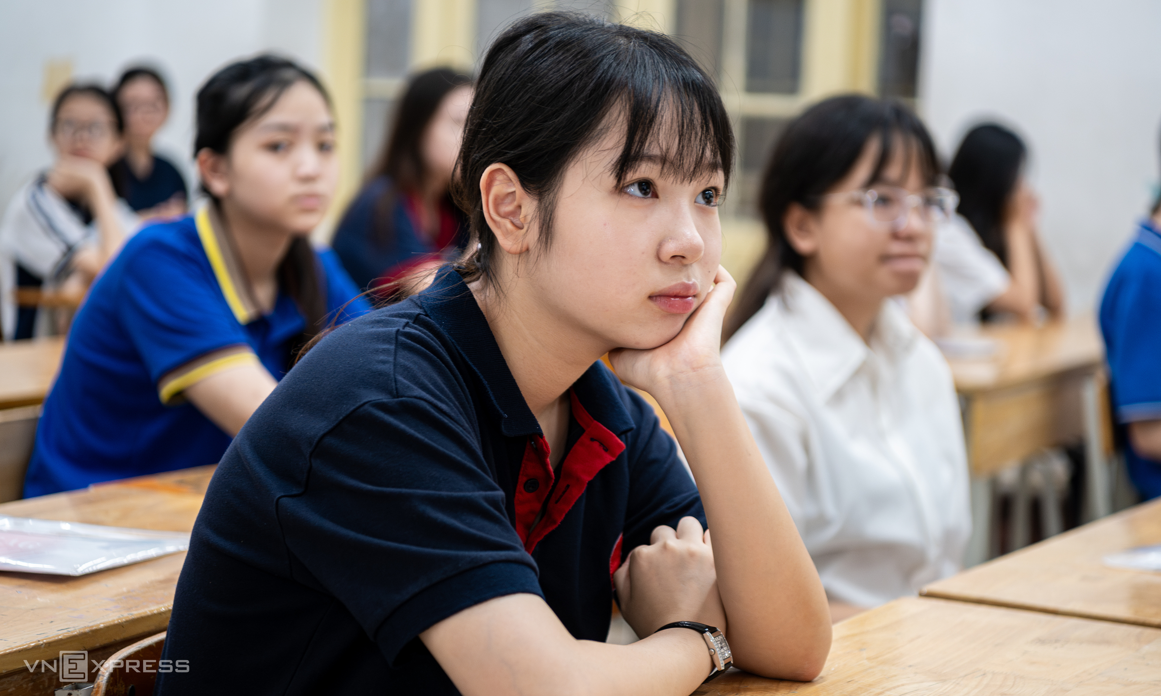 Hanoi announces 10th grade admission scores for 122 public schools