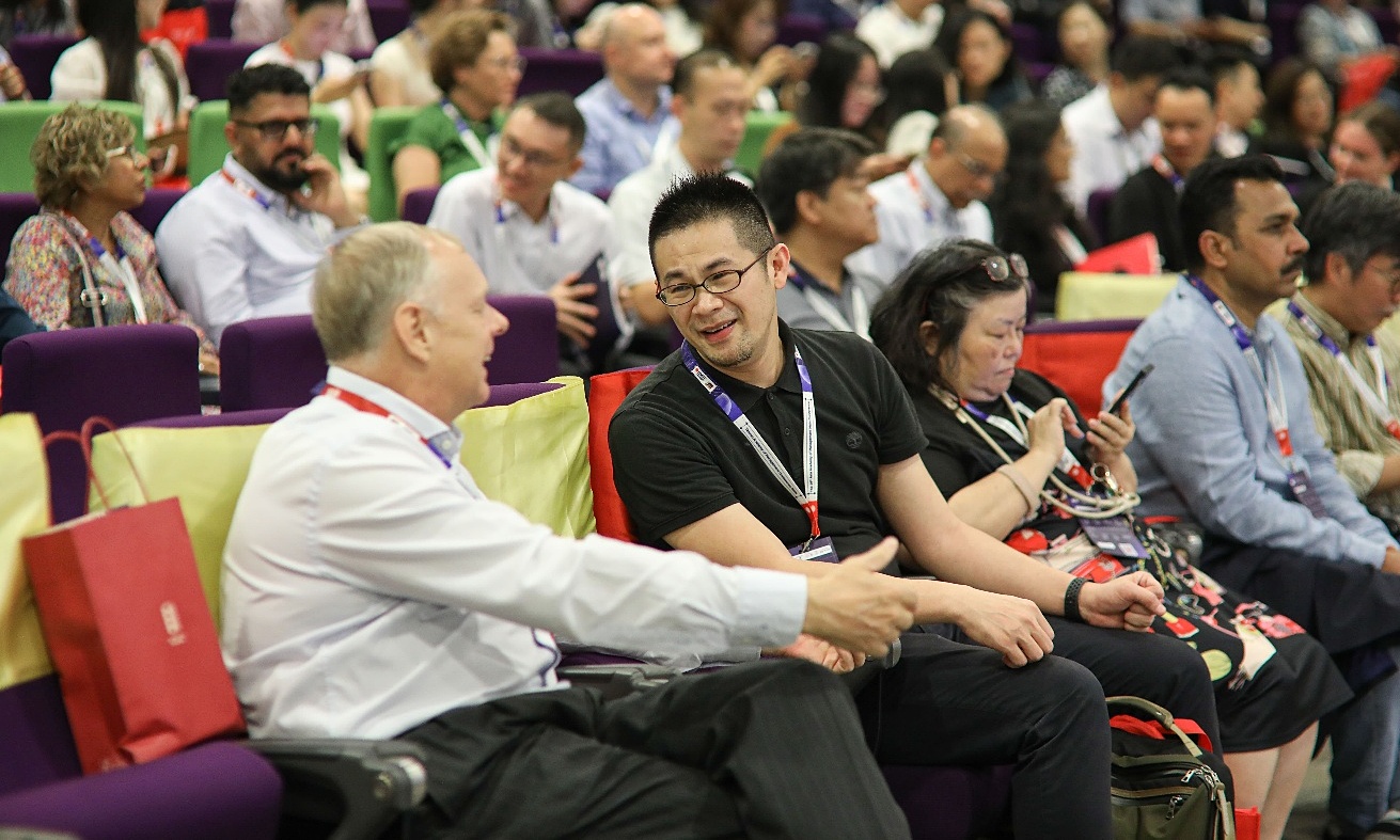 Over 500 global scholars convene to discuss the future of management