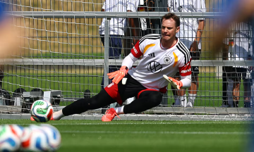Neuer returns, confident Germany can win world cup