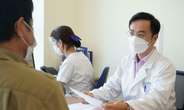 What is hospital-acquired pneumonia?
