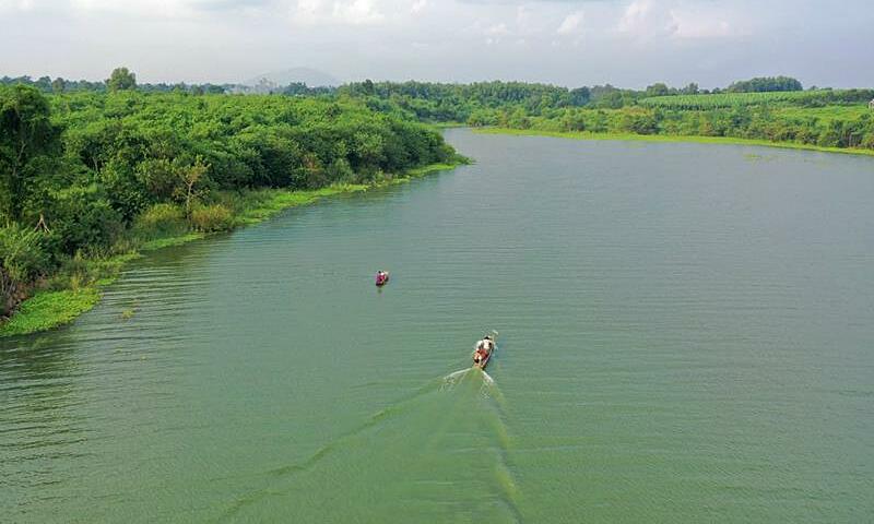 Ho Chi Minh City bans filling 67 lakes, ponds