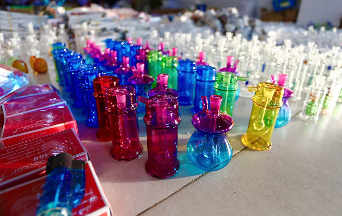 Police raid workshop producing over 100,000 drug pipes
