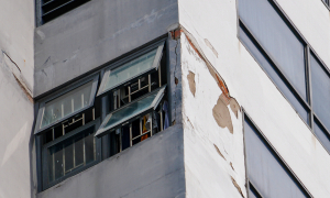 Entire 34-story Vung Tau apartment building to be inspected due to more cracks