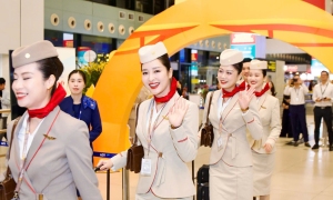 Sun PhuQuoc Airways recruits 1,000 flight attendants