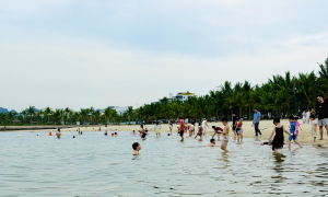 Doctor provides guidance on first aid for child drowning