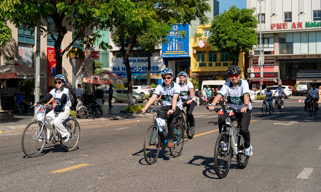 Carlsberg Vietnam launches cycling program to spread green message