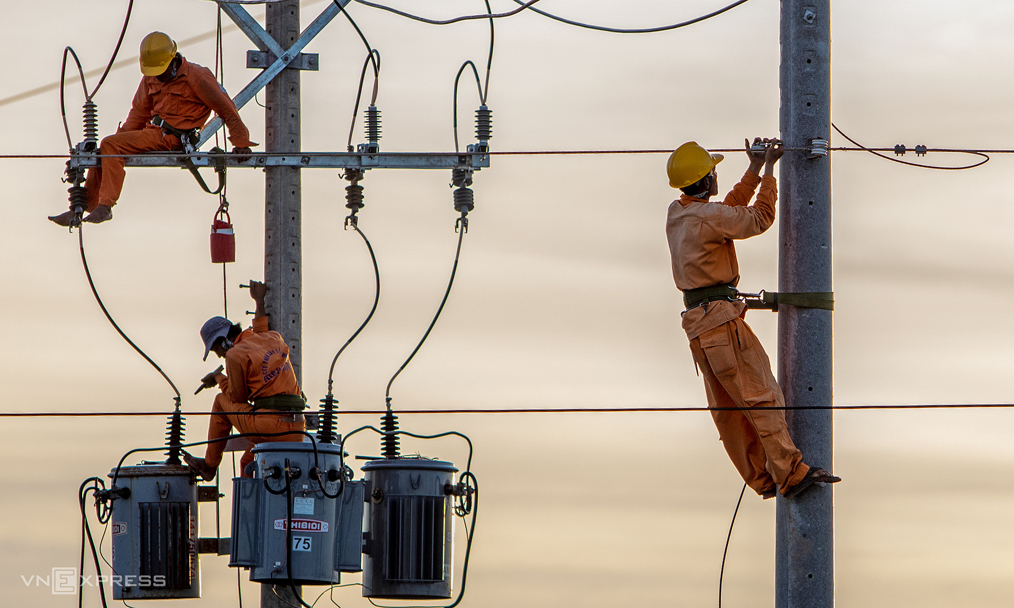 Ministry of Industry and Trade explores hourly electricity pricing for households