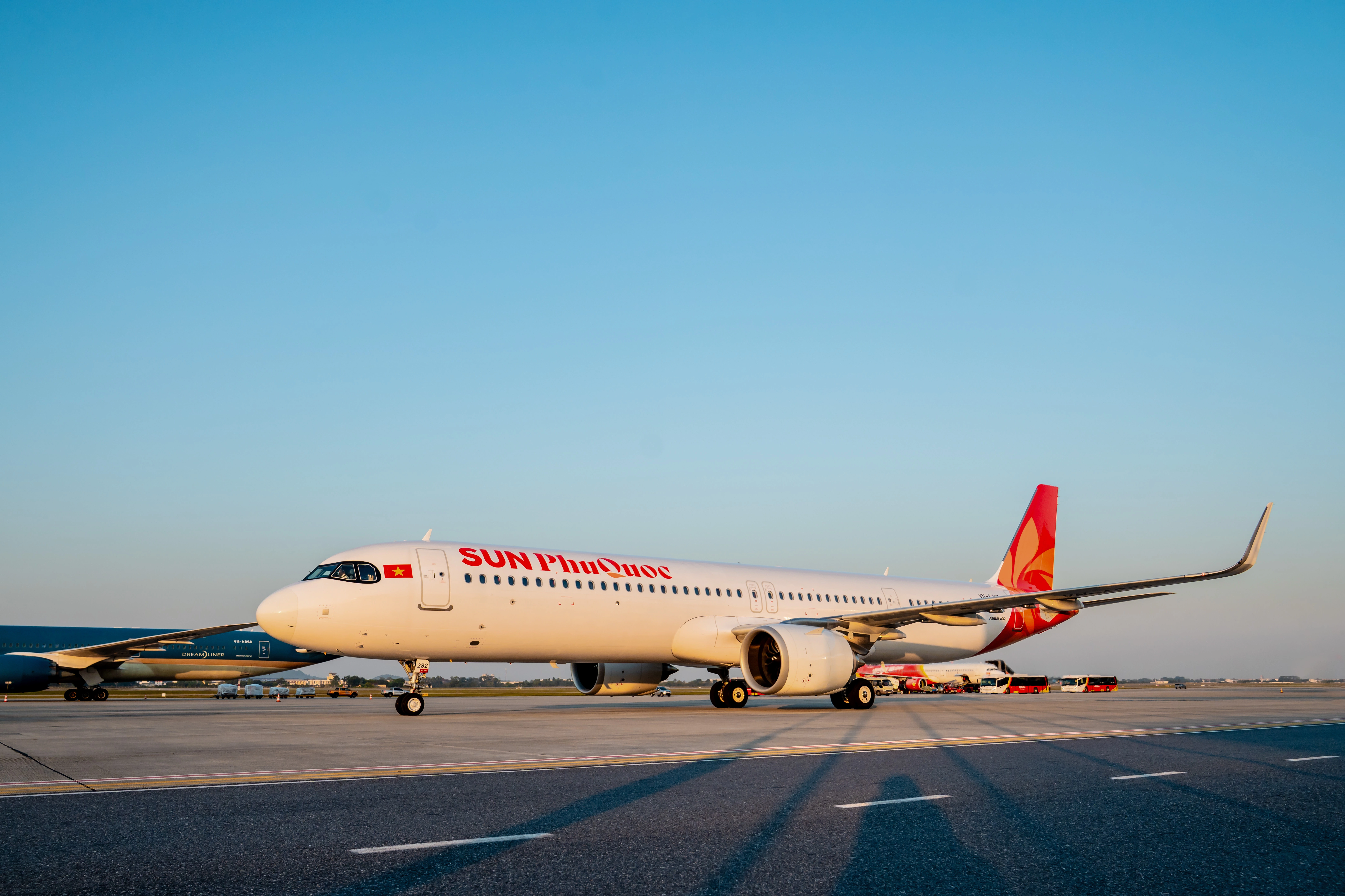 Sun PhuQuoc Airways launches two direct routes to Chengdu