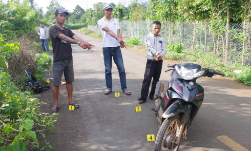 Students ambushed, attacked by robbers