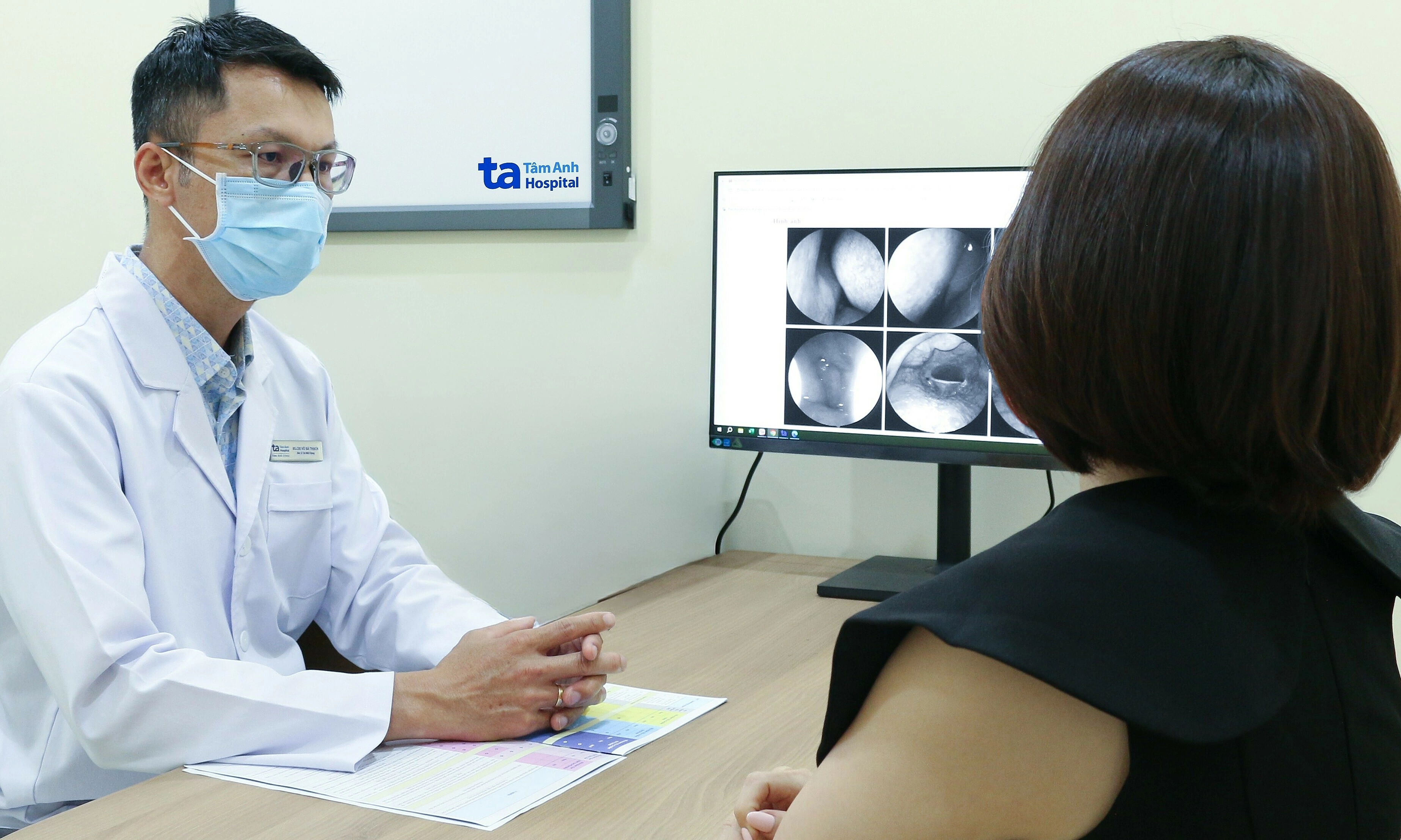Should someone with allergic rhinitis own pets?