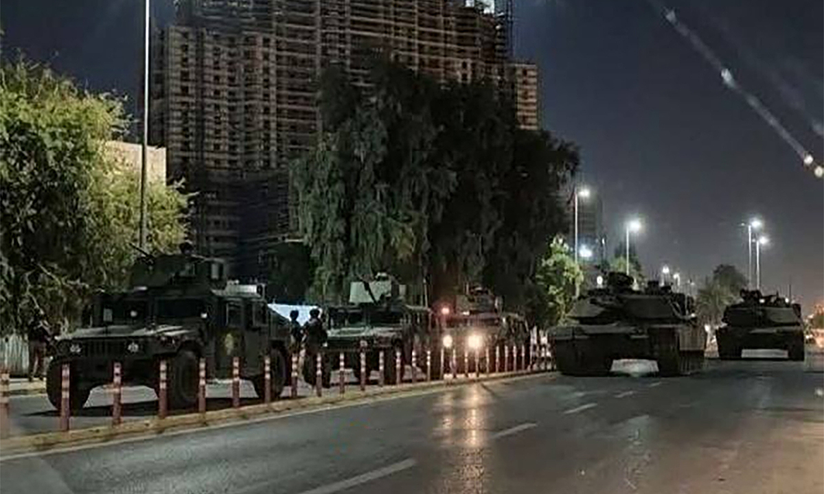Iraq deploys tanks, special forces to arrest officials suspected of corruption