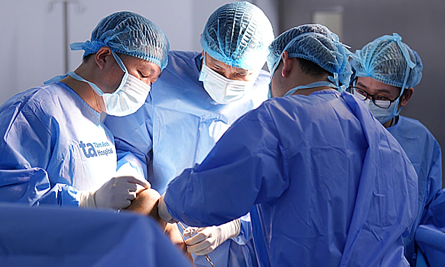 Why leg numbness occurs after ligament reconstruction surgery