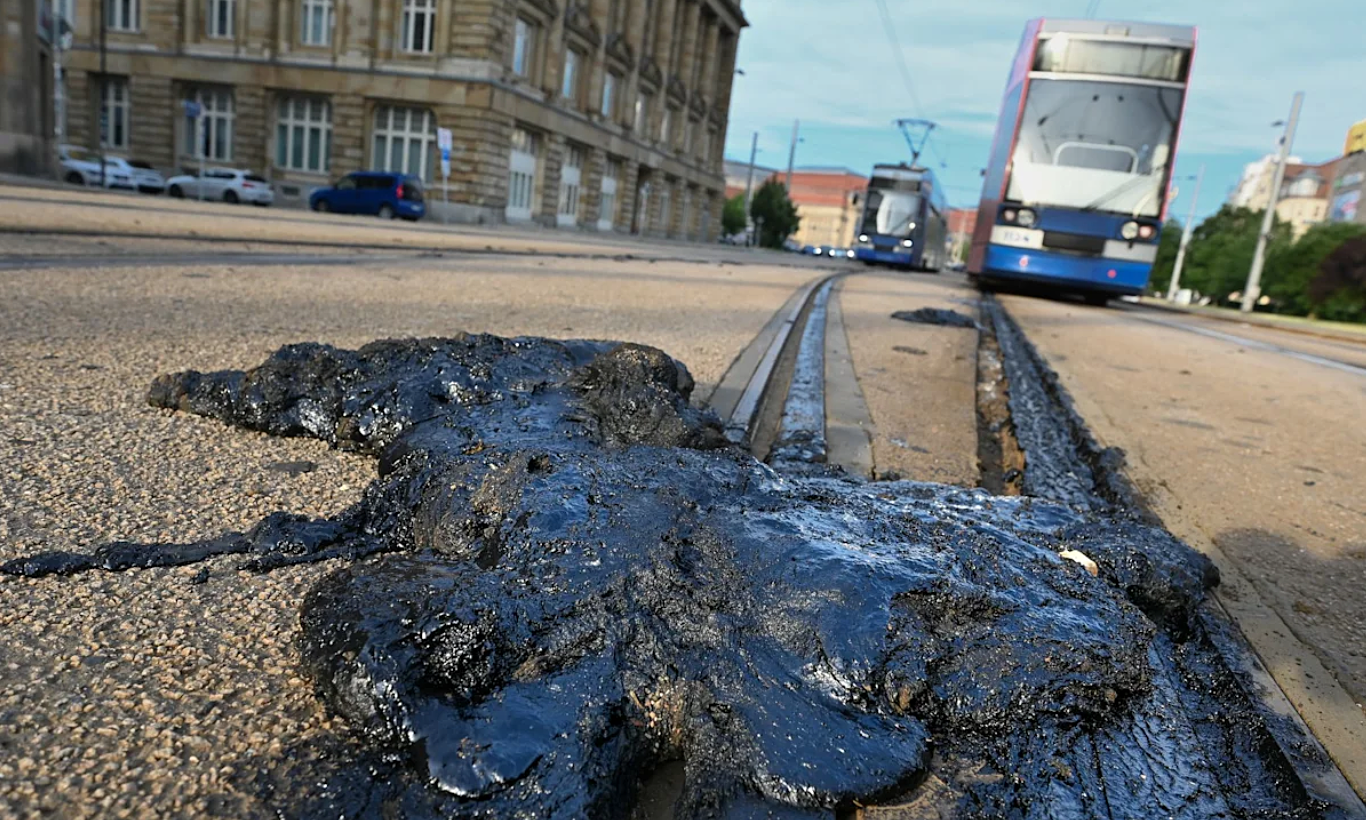 German tram services disrupted as heat melts asphalt sealant
