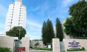 First 20 students admitted to University of Medicine and Pharmacy at Ho Chi Minh City