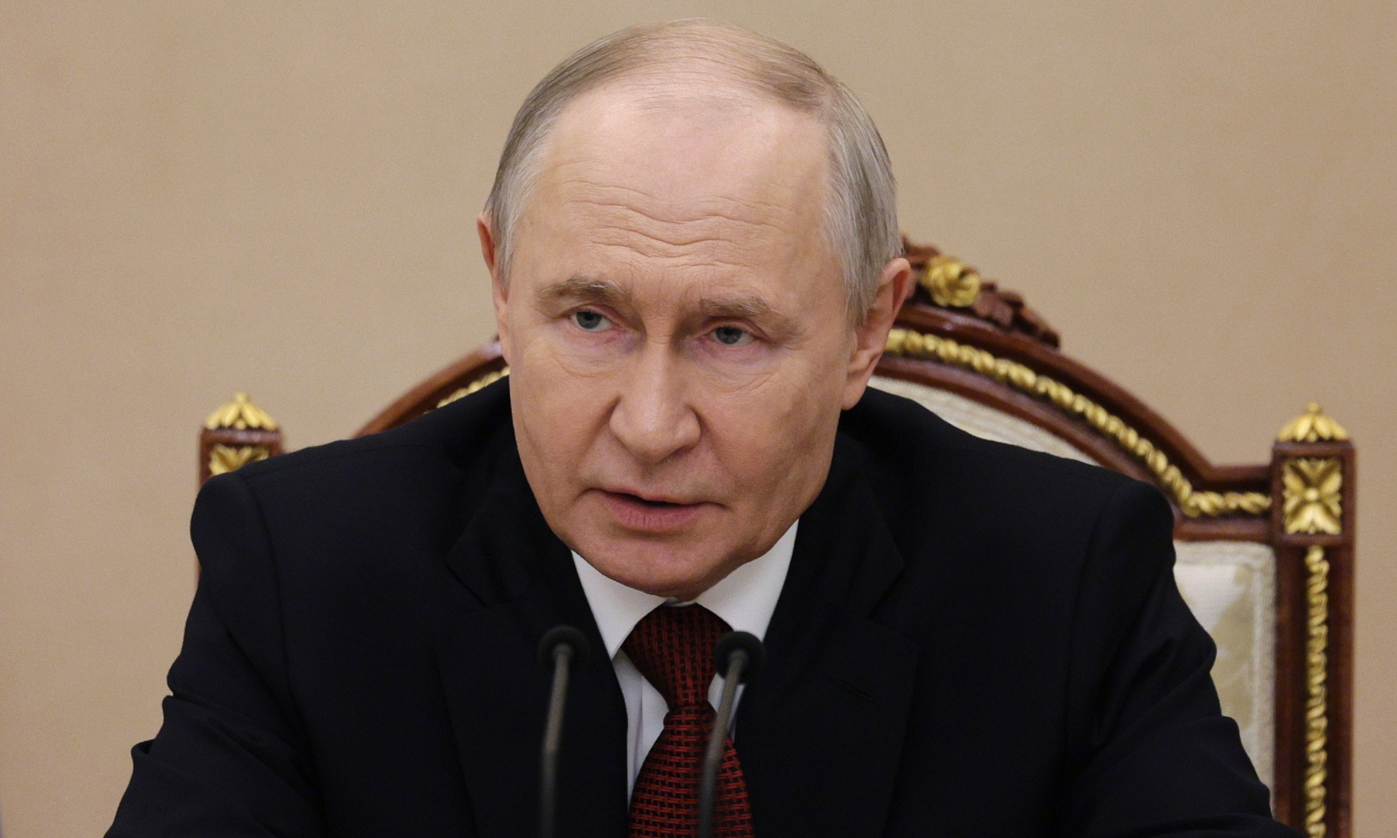 Putin: Ukraine proposes both sides halt long-range strikes