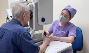 Is retinal fluorescein angiography safe?