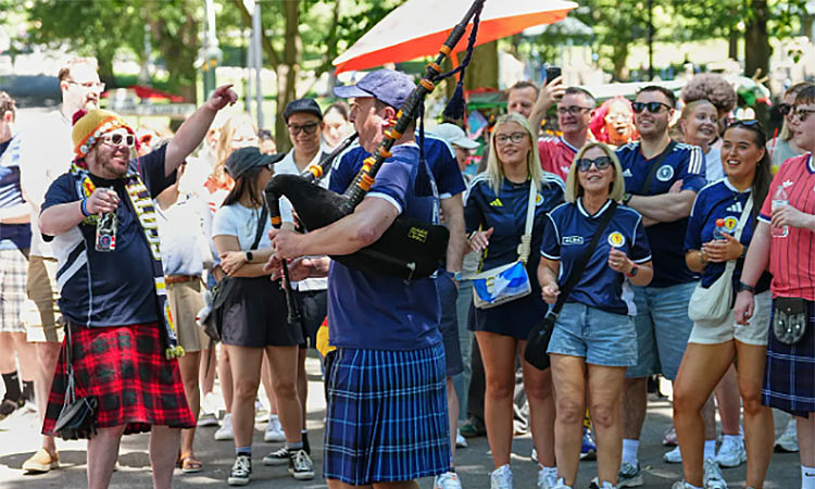 World Cup visitors 'overwhelmed' by life in the United States