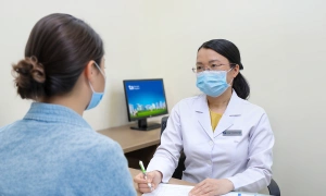 How is otosclerosis treated?