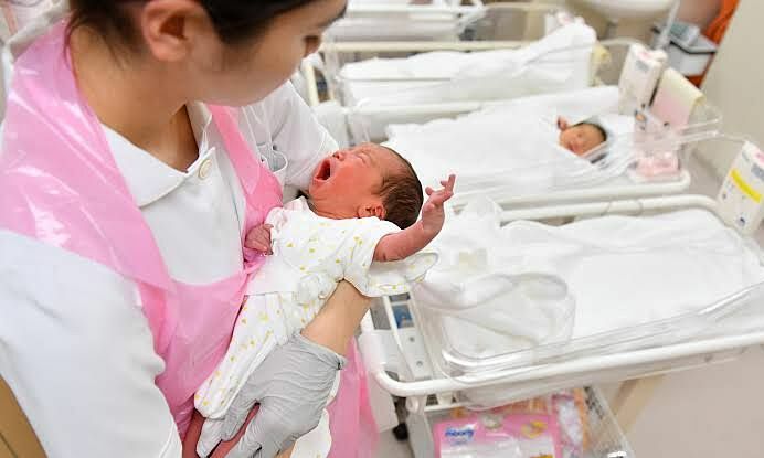 Man sues wife, clinic over 'sudden paternity'