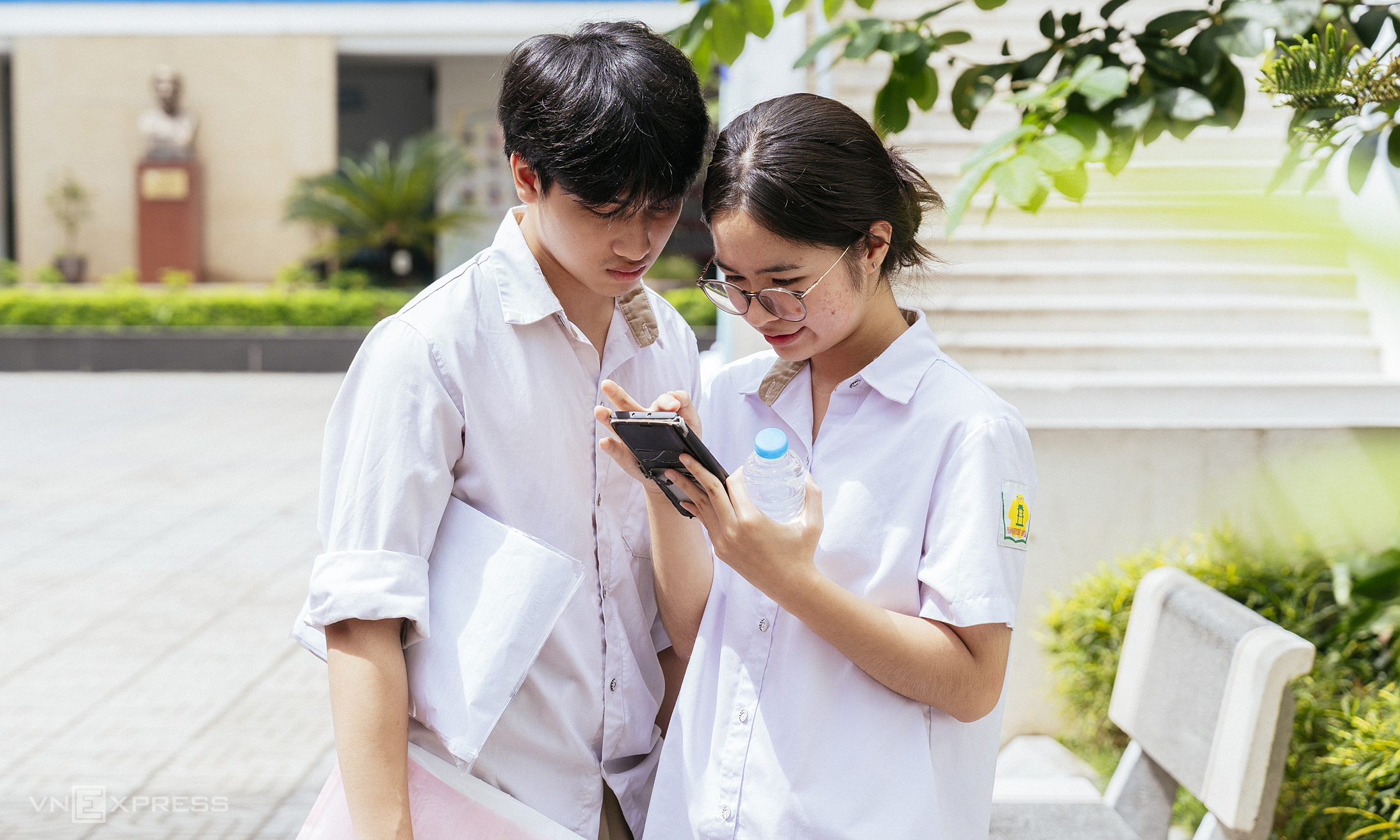 Look up 2026 high school graduation exam scores on VnExpress