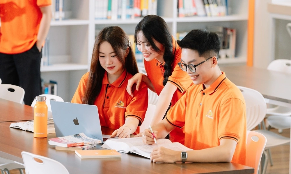 FPT university announces minimum admission score of 18