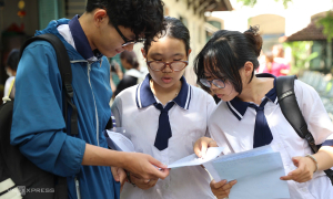 Ministry of education: 27.5 points for A00 combination equivalent to 25.75 points for C00, D01