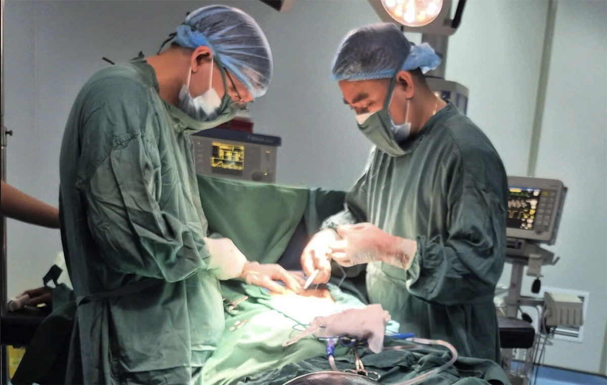 Ovarian tumor as large as a newborn removed after six-hour surgery