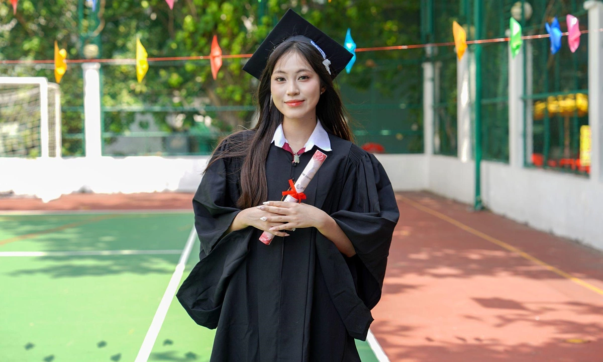 Asian School students receive admission offers from leading universities