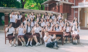 A class boasts three top literature scorers with 9.75 points