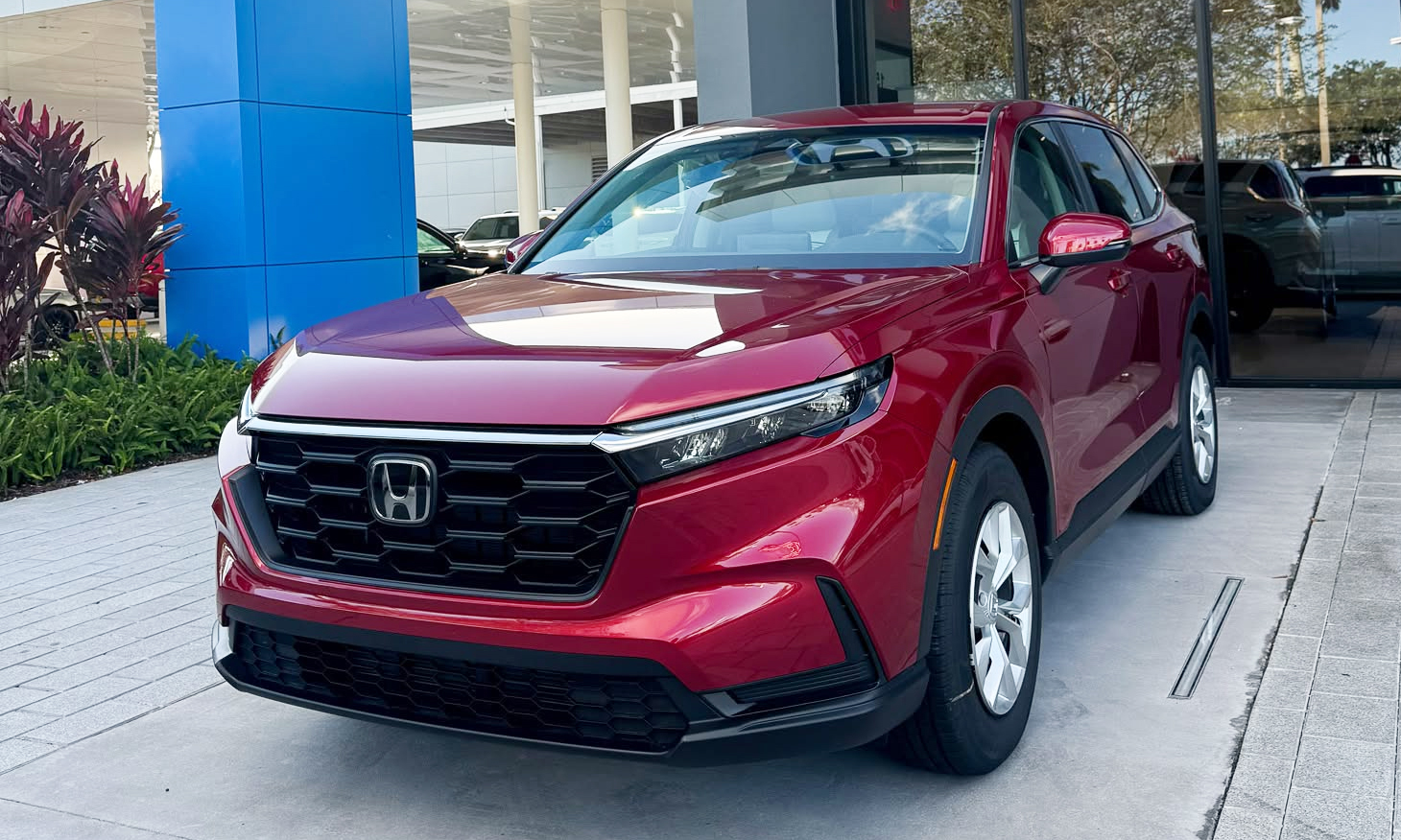 Honda CR-V achieves 'sales king' status in US for the first time