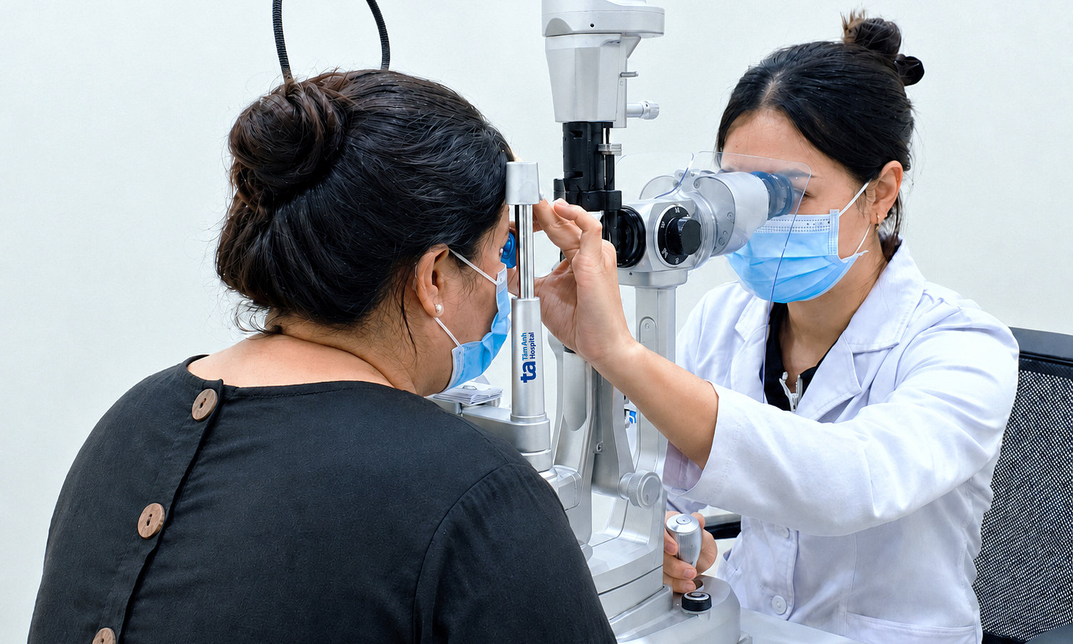Gestational diabetes causes postpartum retinal complications