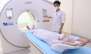 A 78-year-old woman with lung cancer metastatic to the liver