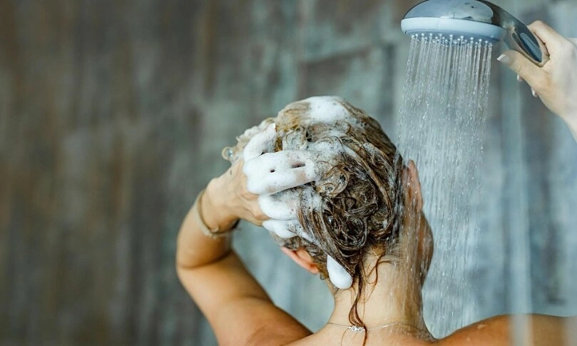 Cancer risk from the habit of overusing highly scented shower gels