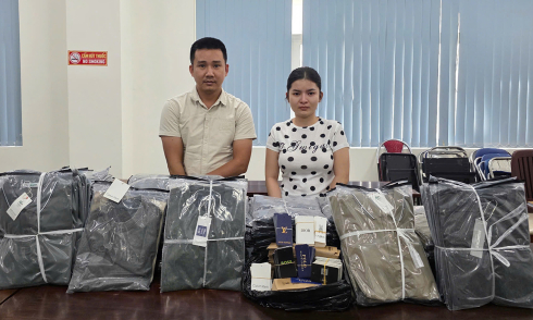 Couple produced 15,000 fake Lacoste, CK, Burberry shirts in TP HCM