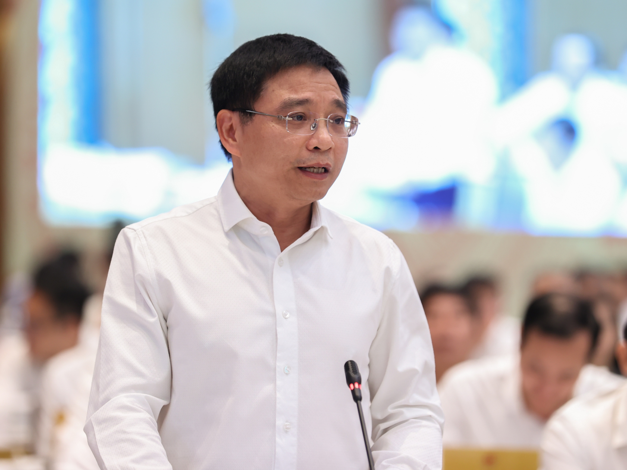 Deputy Prime Minister: Six-month economic growth highest in many terms